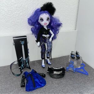 Rainbow Vision Shadow High Neon Shadow Uma Vanhoose Doll 11” w/ Accessories